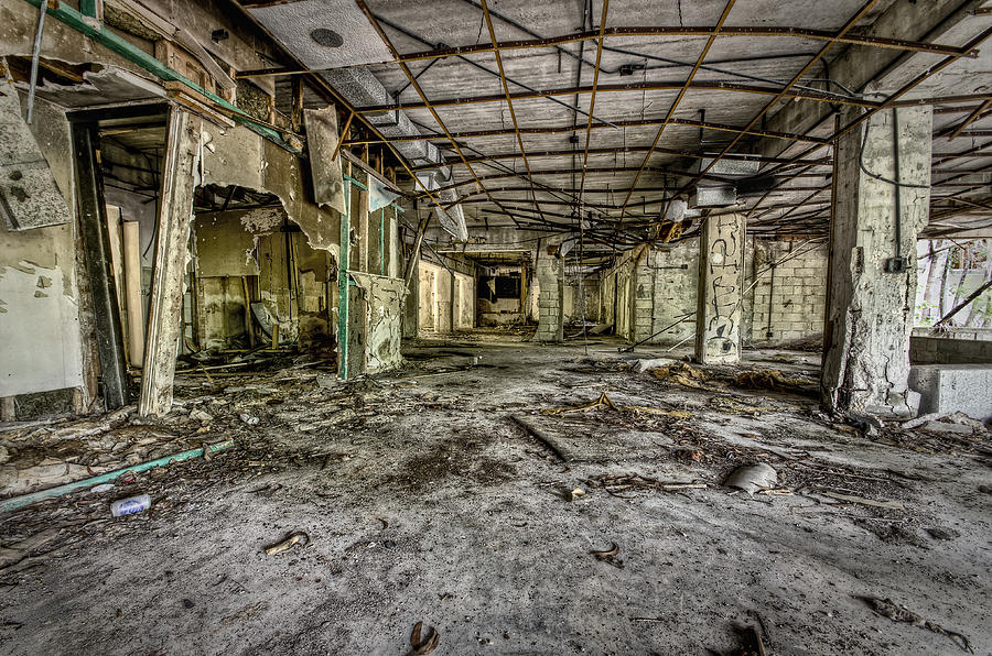 The Abandoned Building Photograph By Noah Katz - Fine Art America