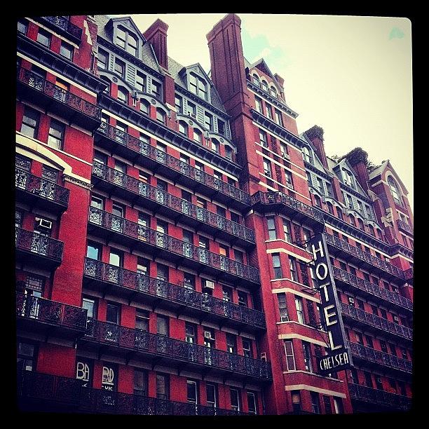 the Chelsea Hotel. Photograph by Gracie Noodlestein