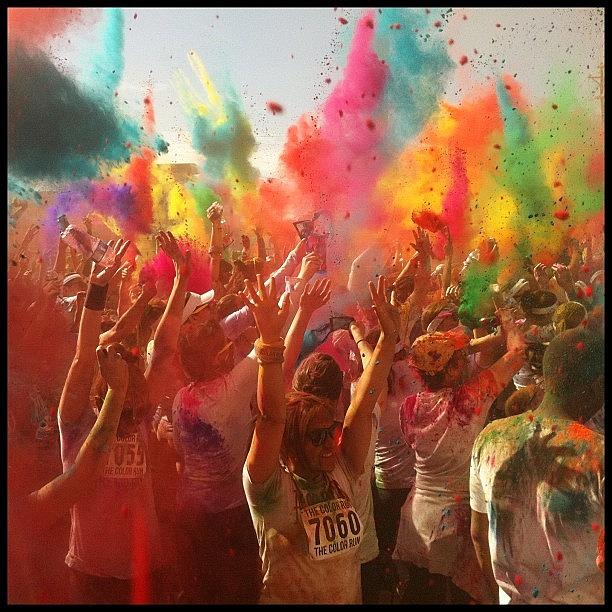Color Photograph - The Color Run! (no Filter Needed) by Kim Hudson