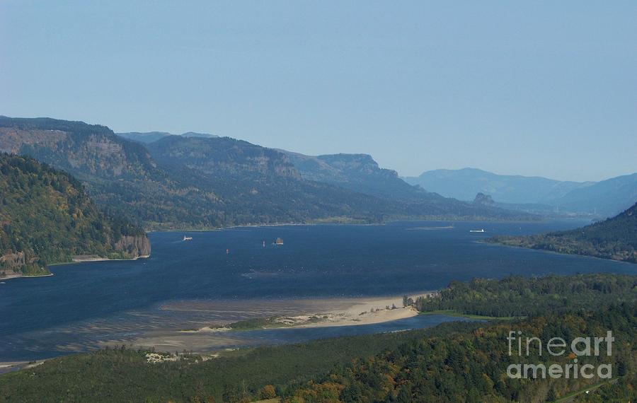 The Columbia River Gorge Photograph by Charles Robinson
