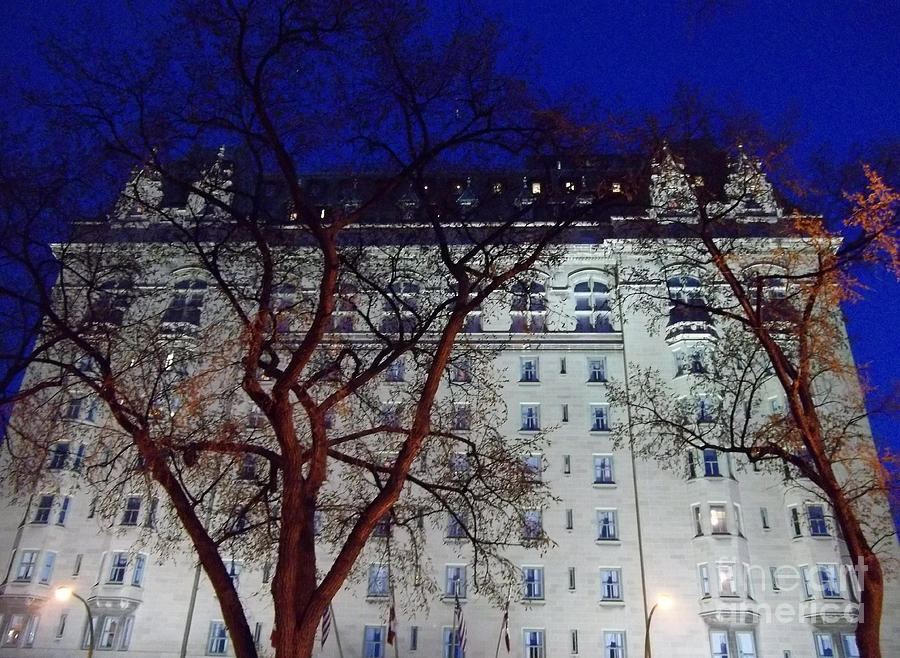 The Fort Garry Hotel Photograph by Mary Mikawoz