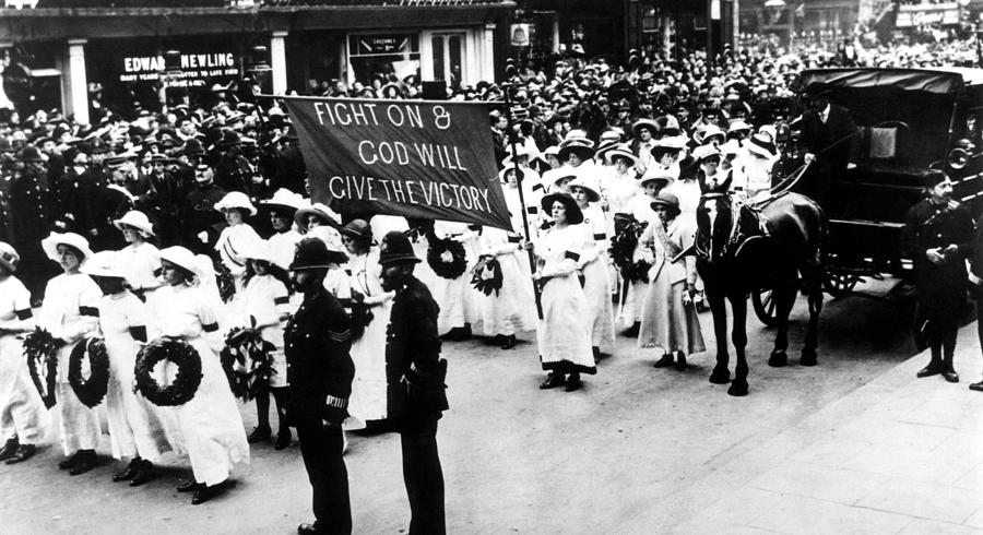 The Funeral Of Emily Wilding Davison Photograph by Everett - Pixels