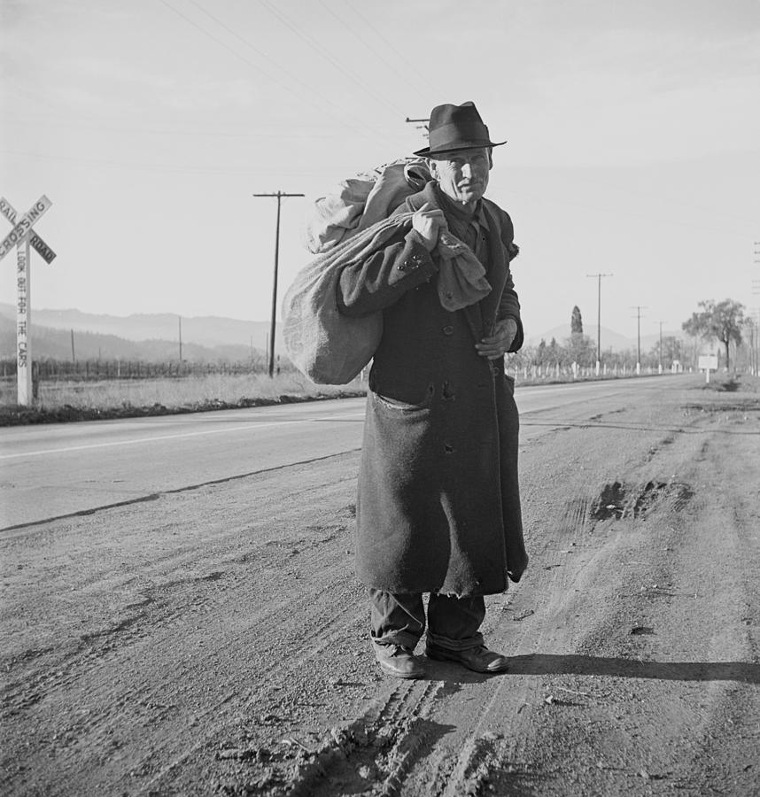 The Great Depression. Itinerant Worker Photograph by Everett