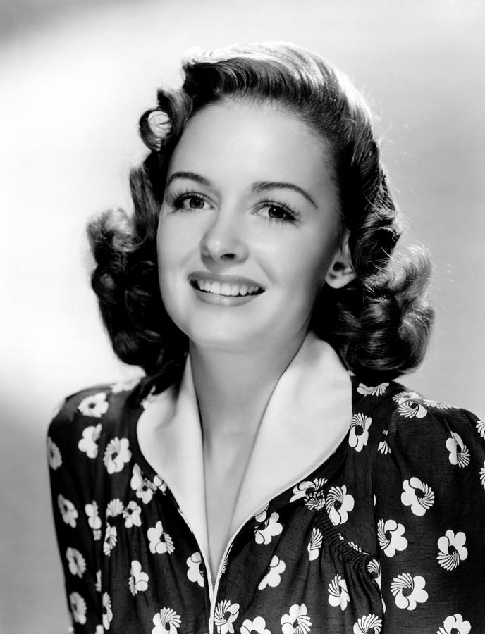 1940s Movies Photograph - The Human Comedy, Donna Reed, 1943 by Everett.