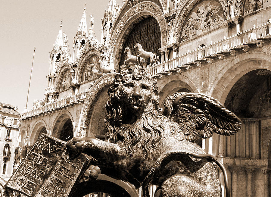 Architecture Photograph - The Lion of Venice in Bronze by Donna Corless