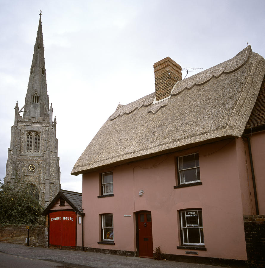 Cottage Photograph - Thaxted by Shaun Higson
