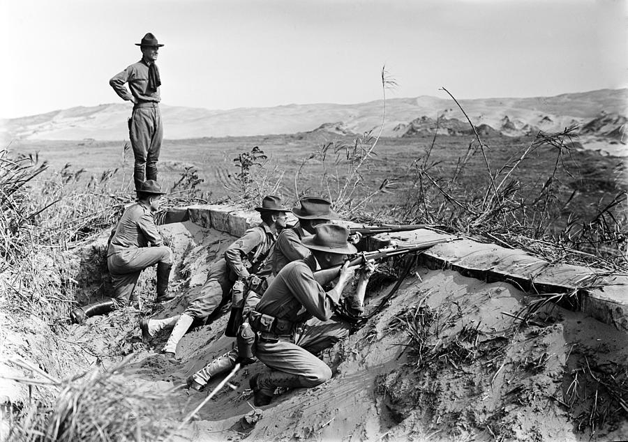 the-mexican-revolution-american-photograph-by-everett