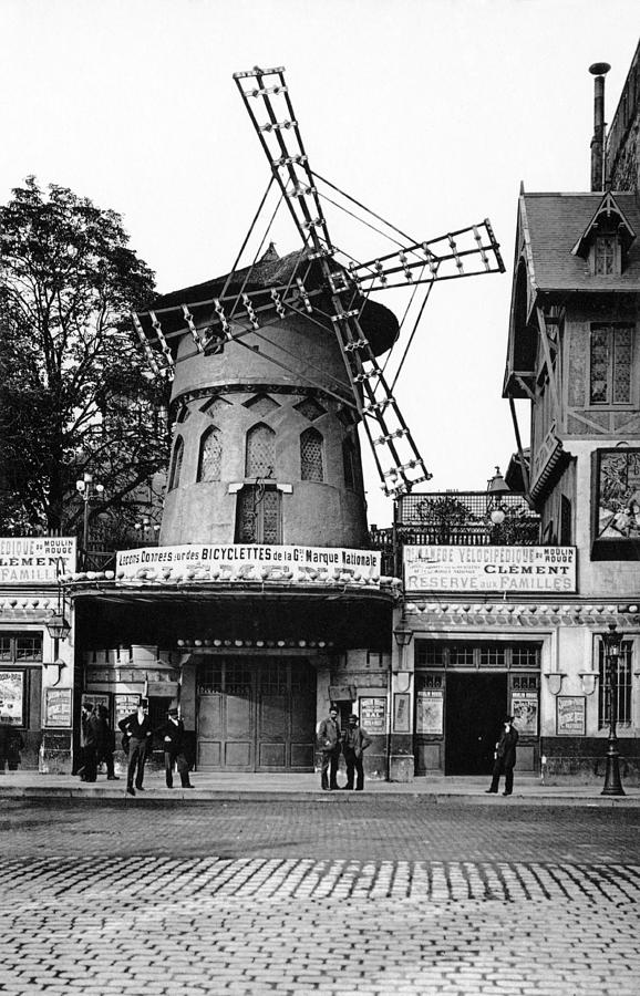 The Moulin Rouge, Paris, France, C Photograph by Everett - Fine Art America