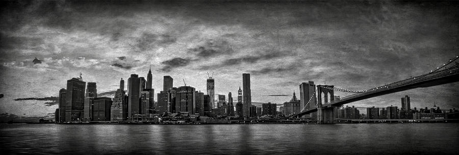 Brooklyn Bridge Photograph - The Night Is Young by Evelina Kremsdorf