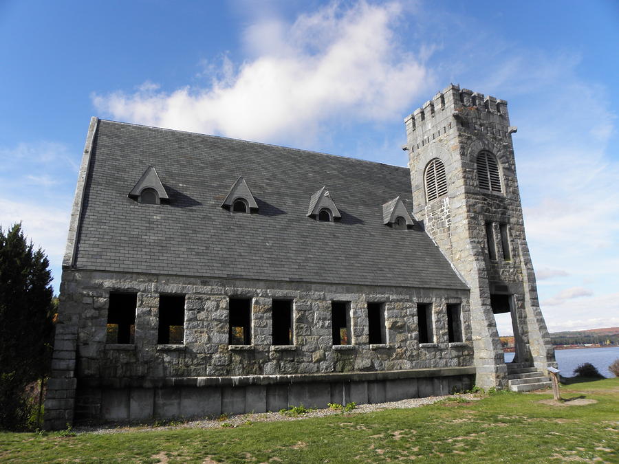 The Old Stone Church in Sterling Massachusetts Photograph by Kim Galluzzo