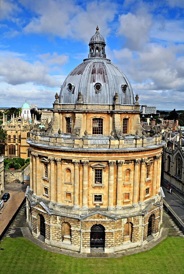 The Radcliffe Camera in Oxford Photograph by Paul Cowan