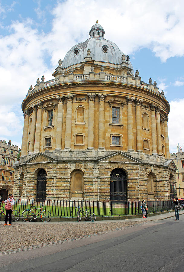 The Radcliffe Camera Photograph by Tony Murtagh