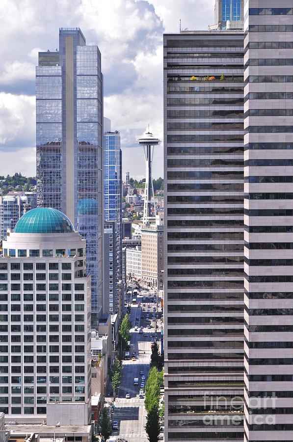 smith tower vs space needle