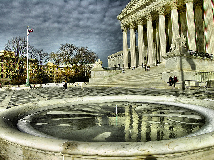 The Supreme Court and Plaza Photograph by Steven Ainsworth