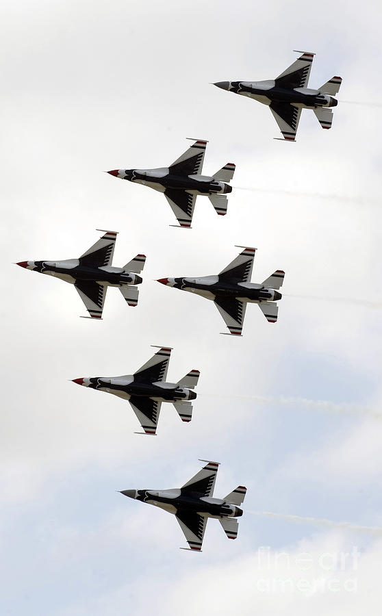 The Thunderbirds Form A 6-ship Delta Photograph by Stocktrek Images