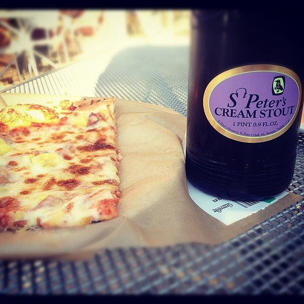 Beer Photograph - Tiki Pizza And St Peters Cream Stout by Jonathan Bouldin
