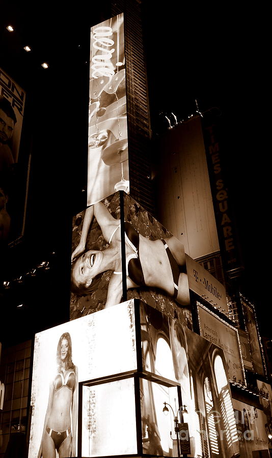 Times Square 154 Photograph by Padamvir Singh