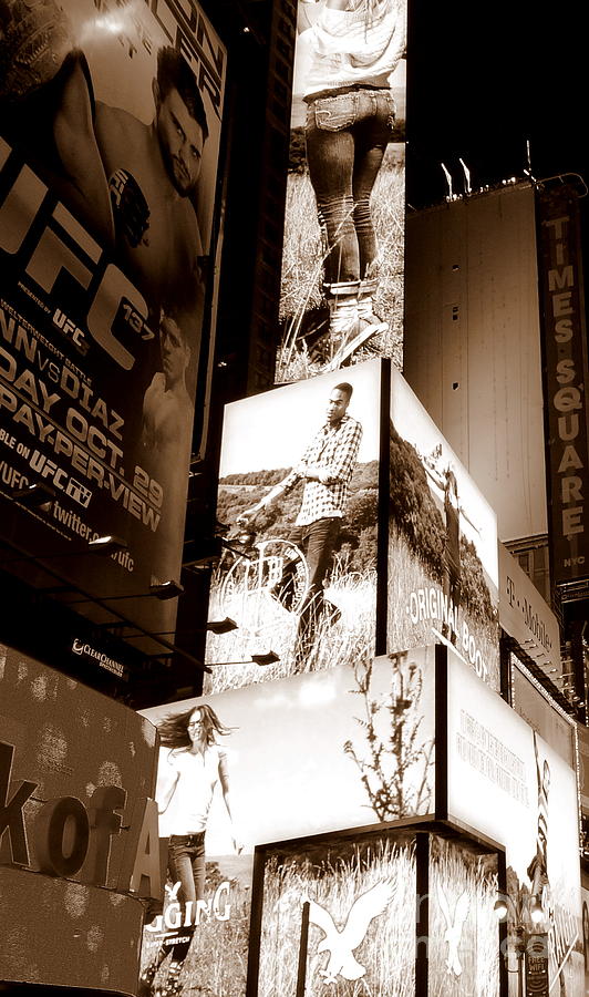 Times Square 159 Photograph by Padamvir Singh