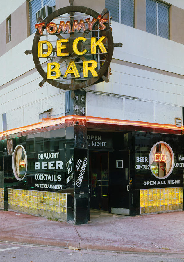 Tommys Deck Bar, Photograph By Walter Photograph by Everett