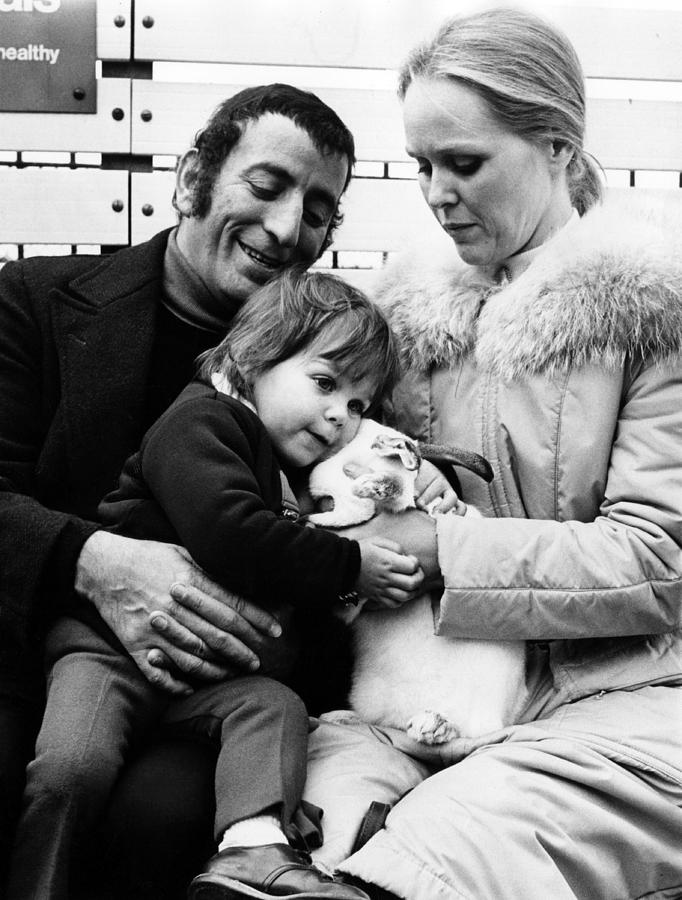 Tony Bennett, Daughter Joanna, Wife by Everett