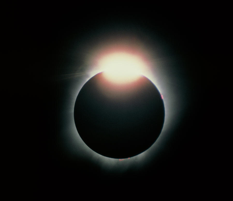 Eclipse Photograph - Total Solar Eclipse, 11 July 1991 by Dr Fred Espenak
