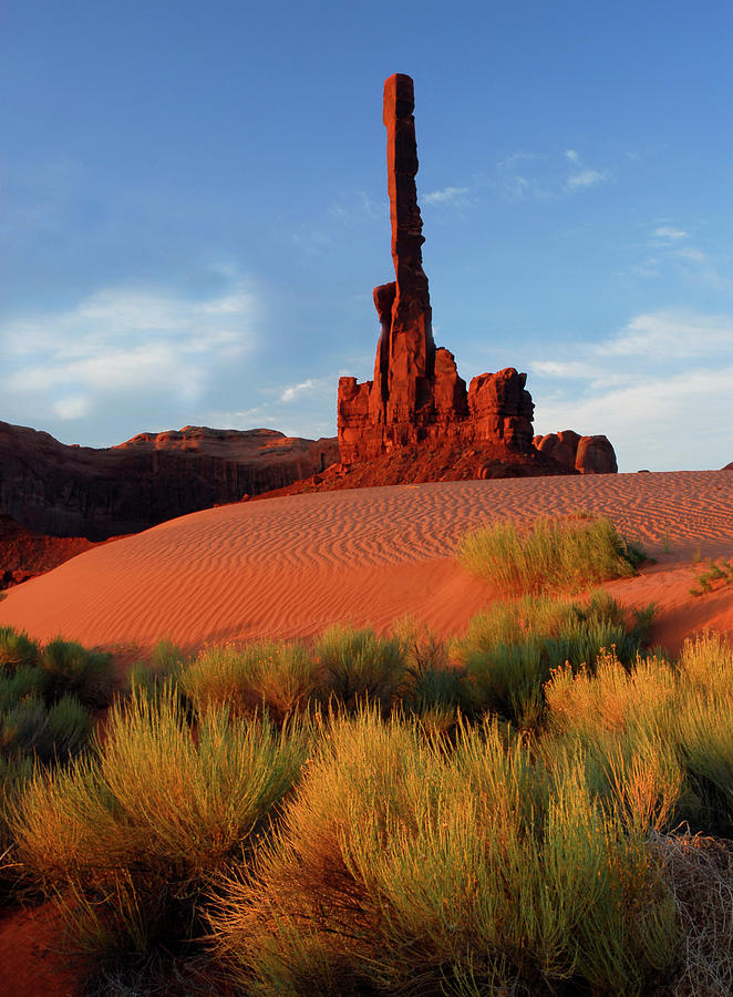 Totem Pole Monument Valley Photograph by Dave Mills