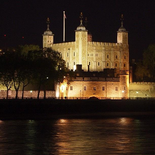 London Photograph - Tower Of London : Nighttime by Neil Andrews