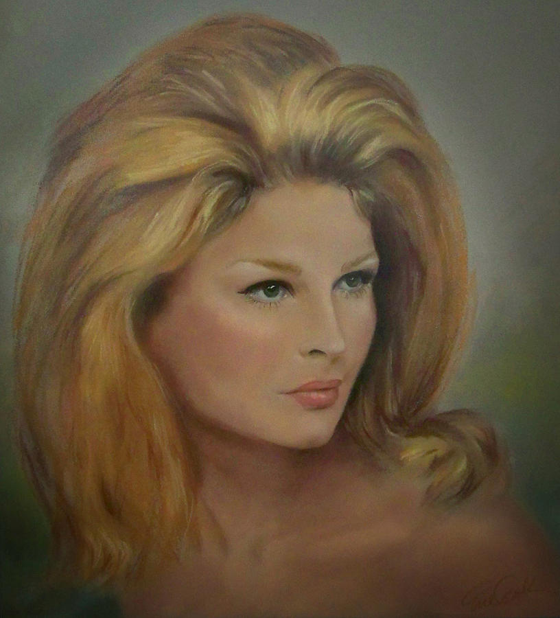 Tres Beau Bouffant Pastel by Evie Cook