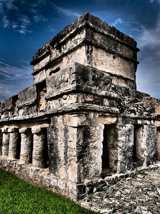 Mayan Photograph - Tulum Ruinas 1 by Skip Hunt