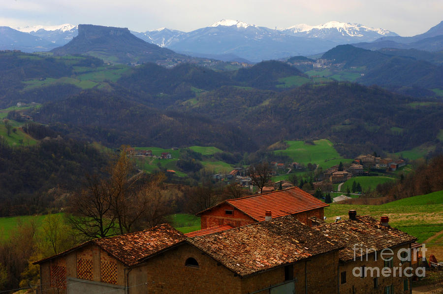 Tuscany Landscape 1 Photograph by Bob Christopher