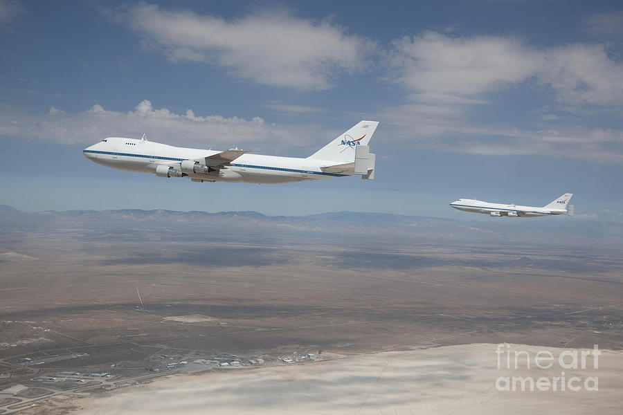 Two Nasa Boeing 747s Photograph by NASA/Science Source