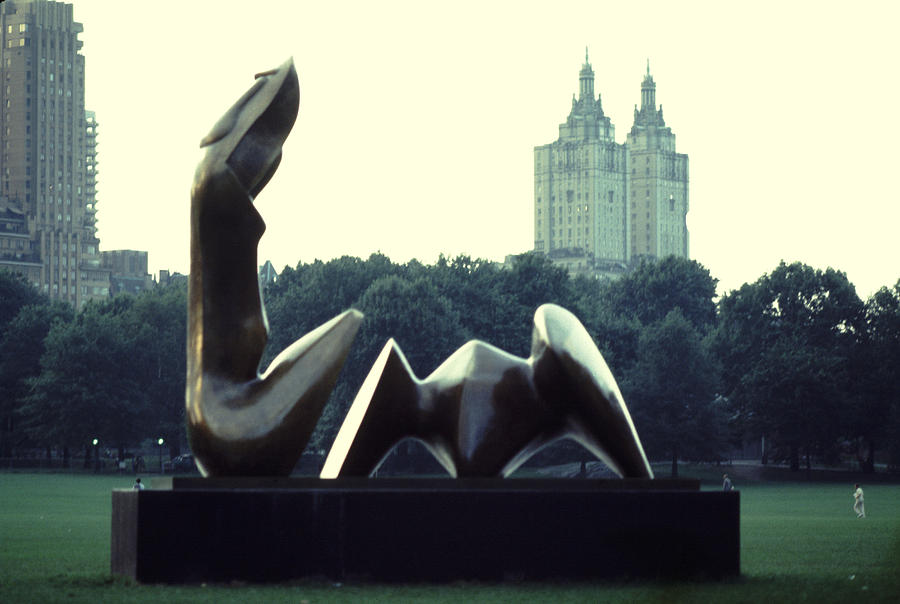 Two Reclining Figures Henry Moore Central Park Photograph by Tom Wurl