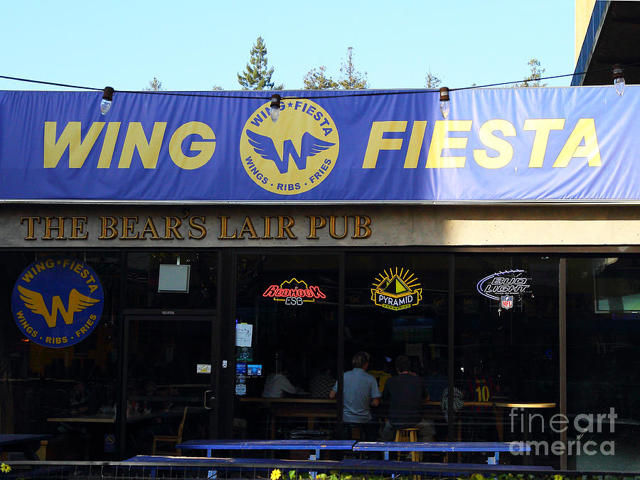 UC Berkeley . Bears Lair Pub . 7D9980 Photograph by Wingsdomain Art and Photography