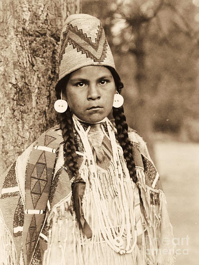 Native American Photograph - Umatilla Girl by Thea Recuerdo
