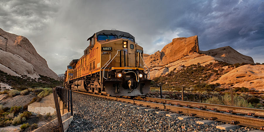 Union Pacific 6807 Wide Screen Photograph by Peter Tellone