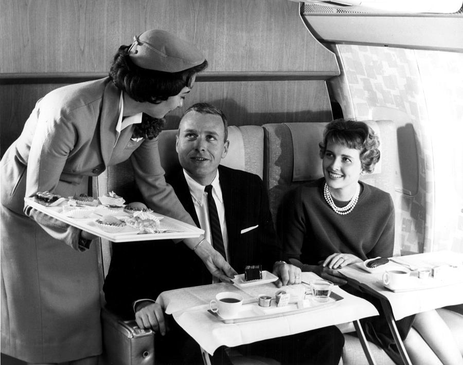 United Air Lines In The Early 1960s Photograph by Everett - Fine Art ...