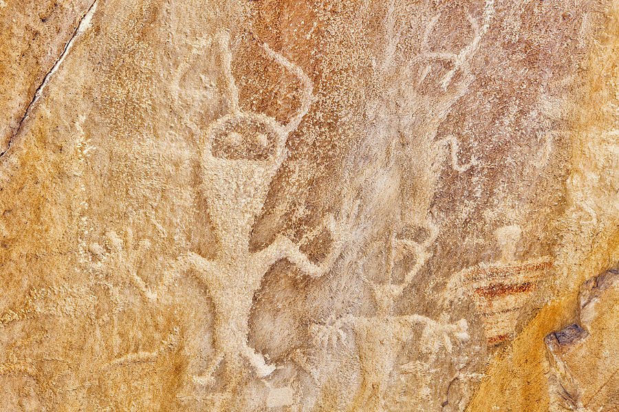 petroglyphs dinosaur national monument