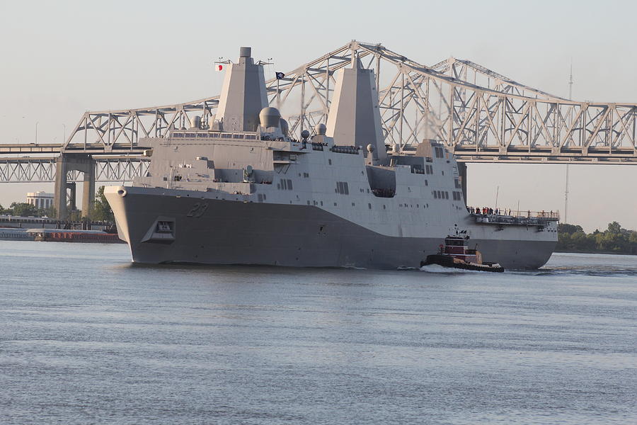 USS Anchorage LPD23 Photograph by Tom Pumphret - Fine Art America