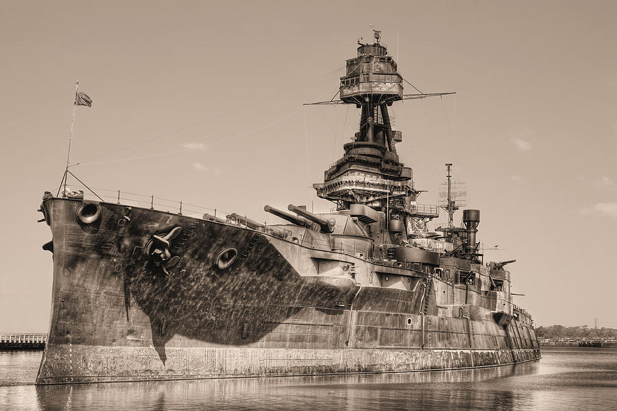 Houston Photograph - USS Texas BW by JC Findley