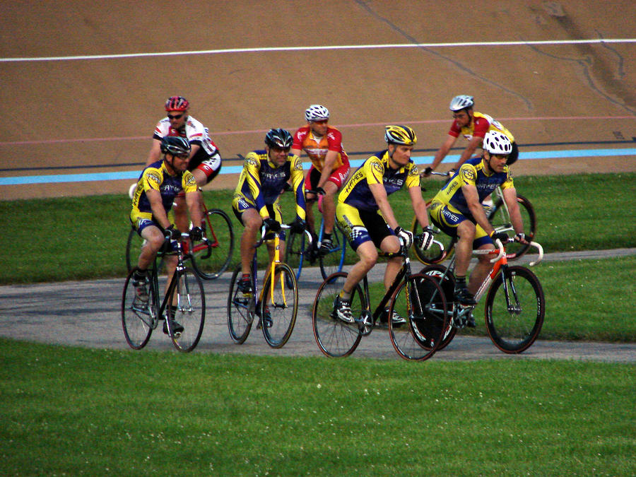 velodrome bike racing