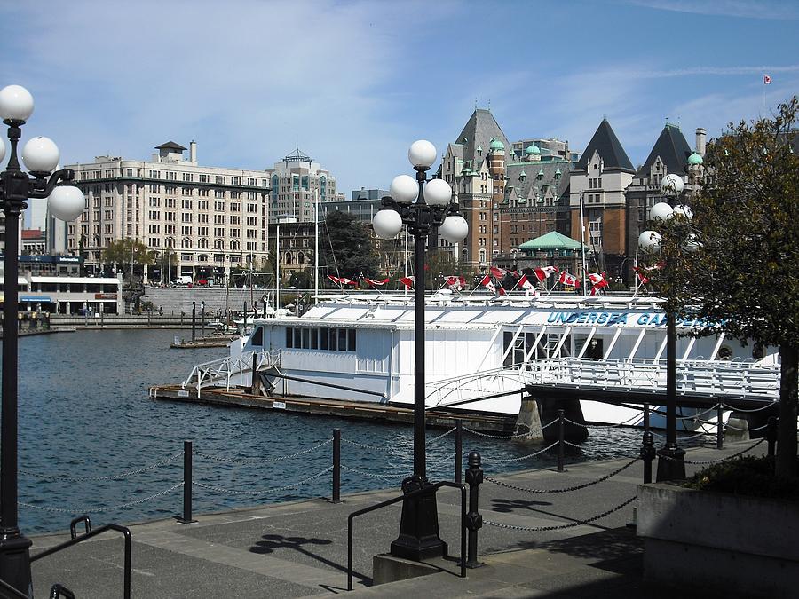 Victoria Inner Harbour Photograph by Kelly Manning
