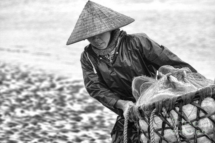 Black And White Photograph - Vietnam Woman by Chuck Kuhn