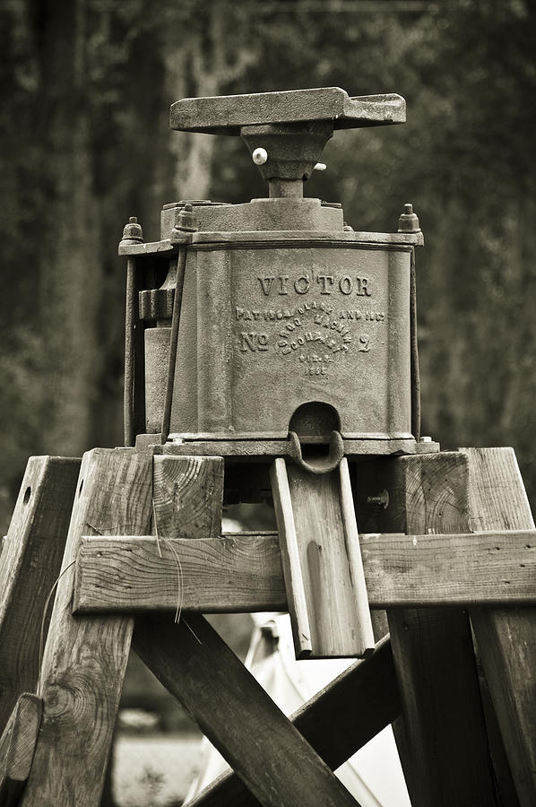 Vintage Water Pump Photograph by Carolyn Marshall