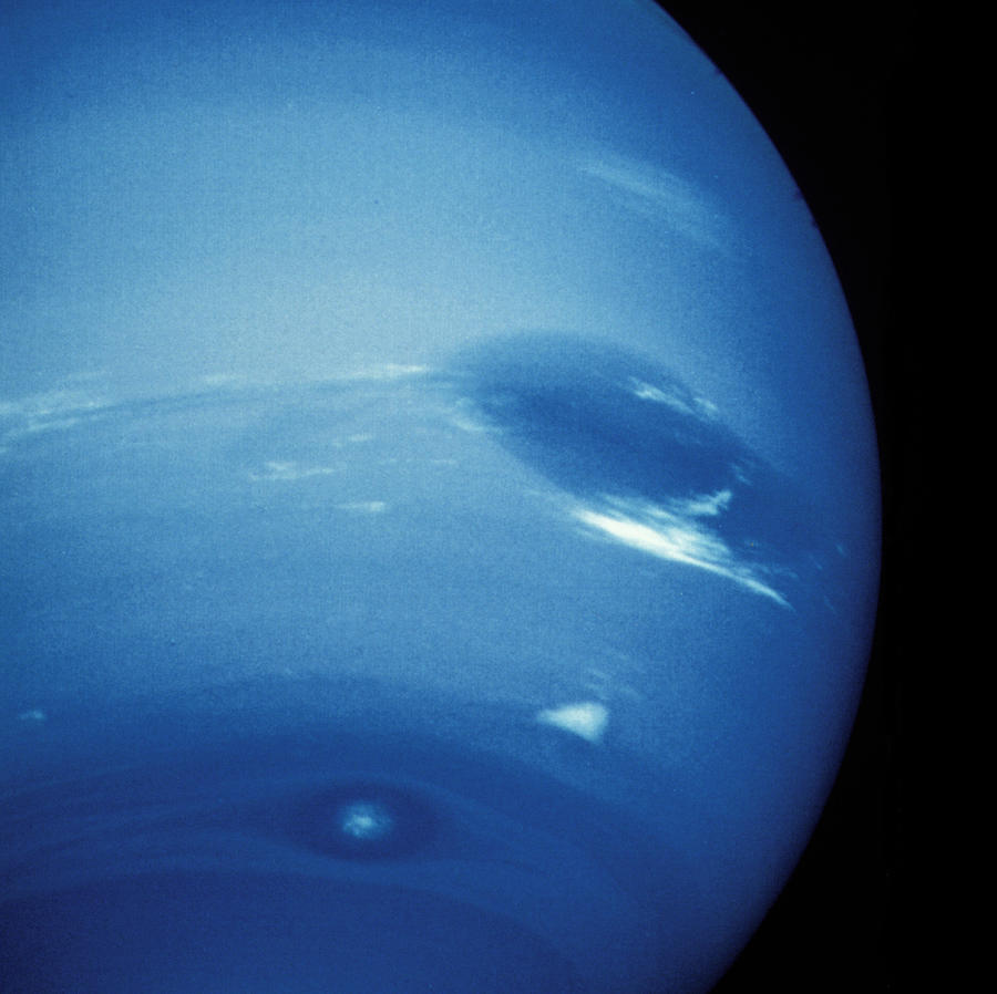 neptune images voyager
