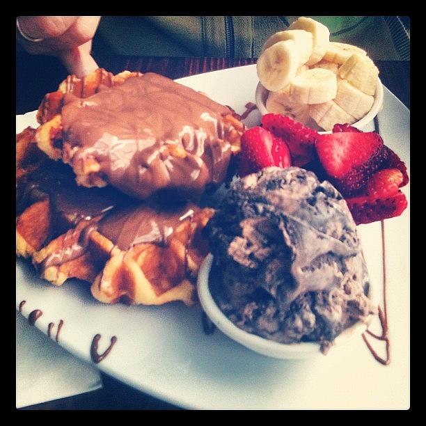 Candy Photograph - Waffles And Chocolate Sauce With by Ben Gardner
