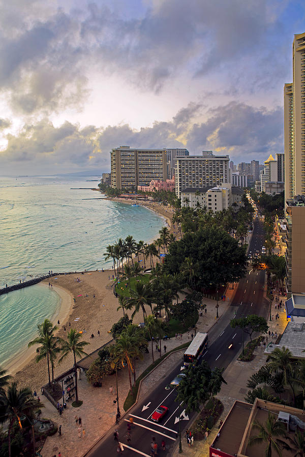 Waikiki at Twilight Photograph by Tomas del Amo