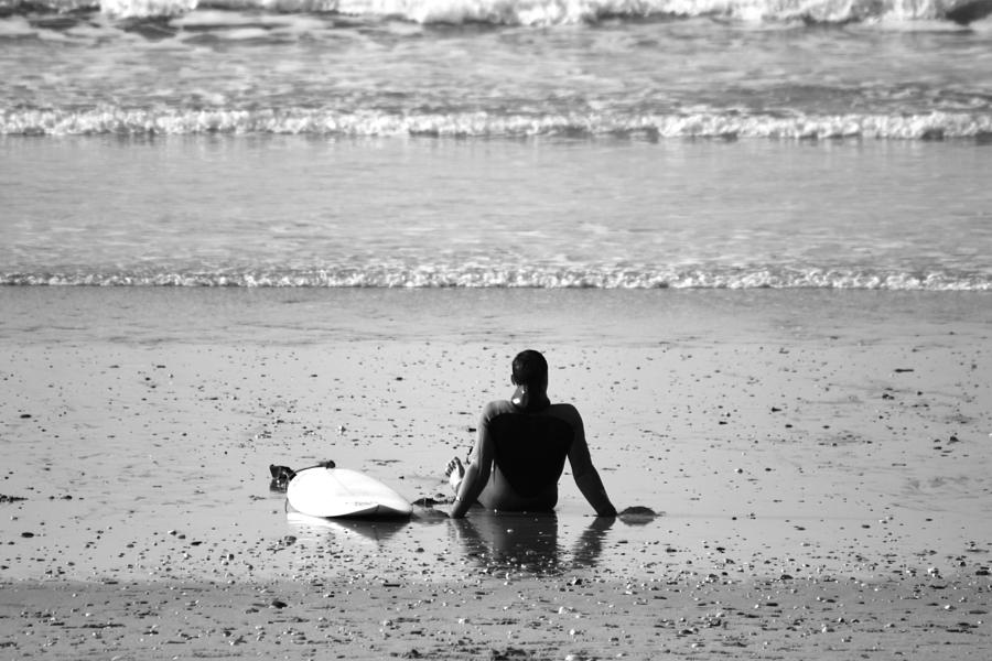 Black And White Photograph - Waiting for the Wave by Zarija Pavikevik