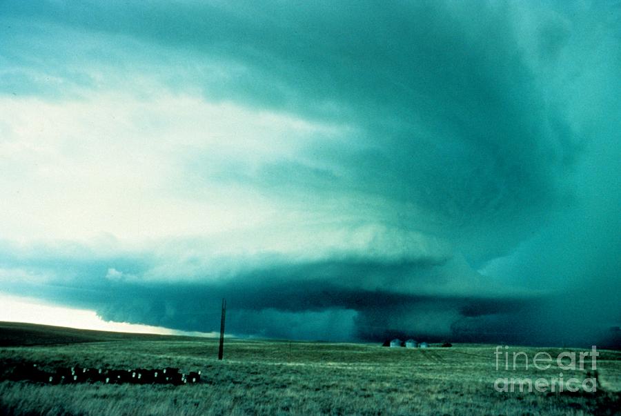 Wall Cloud Photograph by Science Source