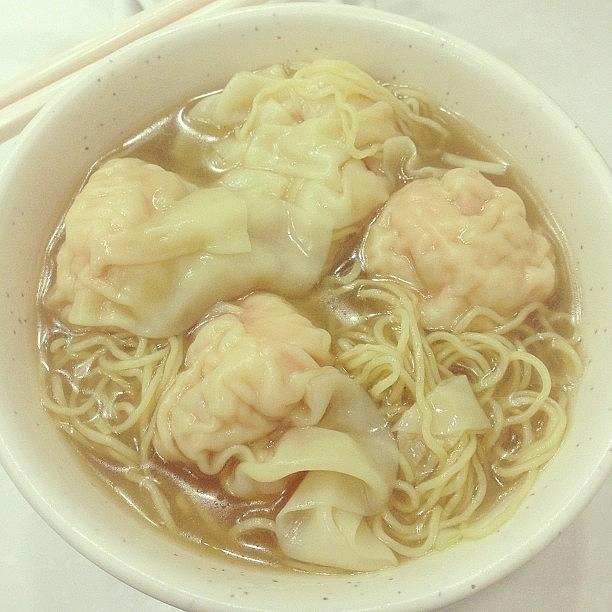 Foto Photograph - #wanton #dumpling #noodles #soup #prawn by Jerry Tang