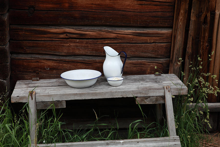 Wash basin on a bench Photograph by Ulrich Kunst And Bettina Scheidulin